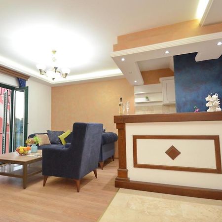 Apartments Lux S Tivat Exterior photo