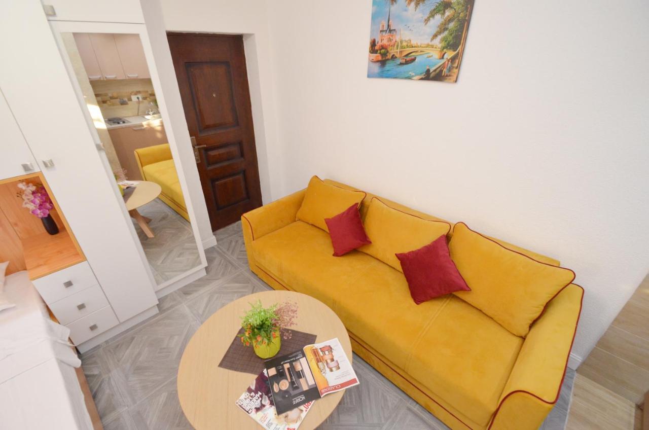 Apartments Lux S Tivat Exterior photo