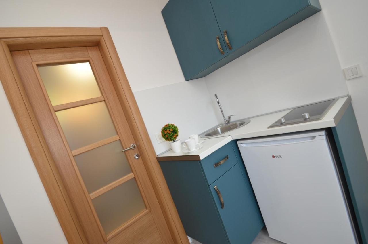 Apartments Lux S Tivat Exterior photo