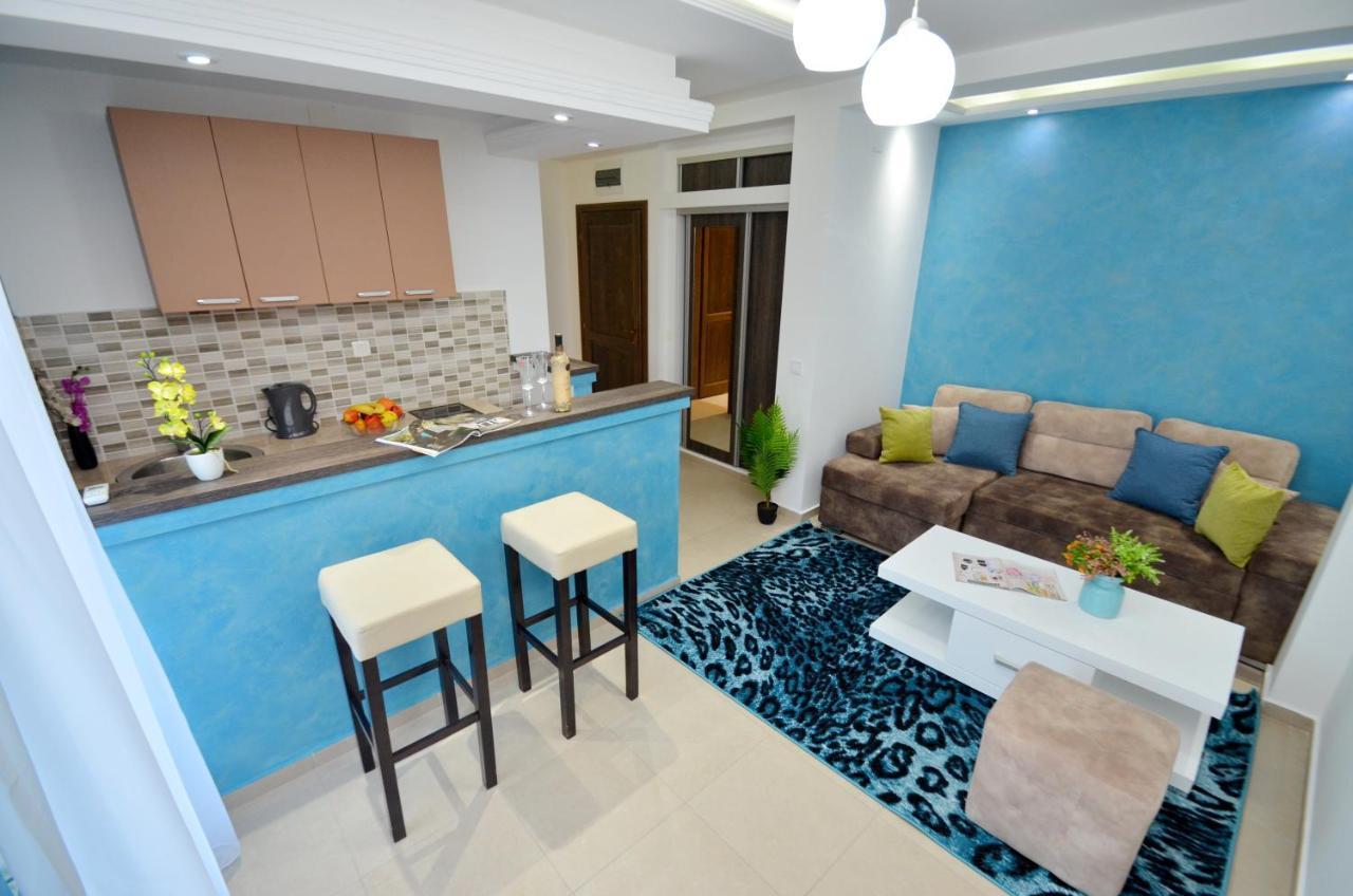 Apartments Lux S Tivat Exterior photo