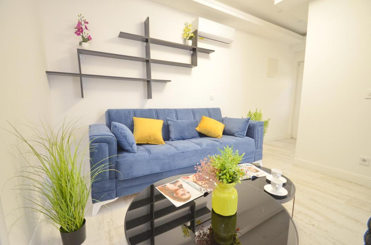 Apartments Lux S Tivat Exterior photo