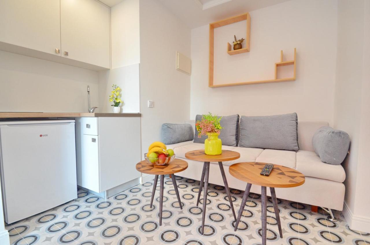 Apartments Lux S Tivat Exterior photo