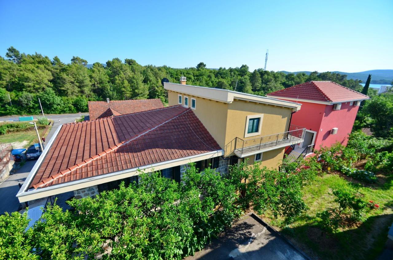 Apartments Lux S Tivat Exterior photo